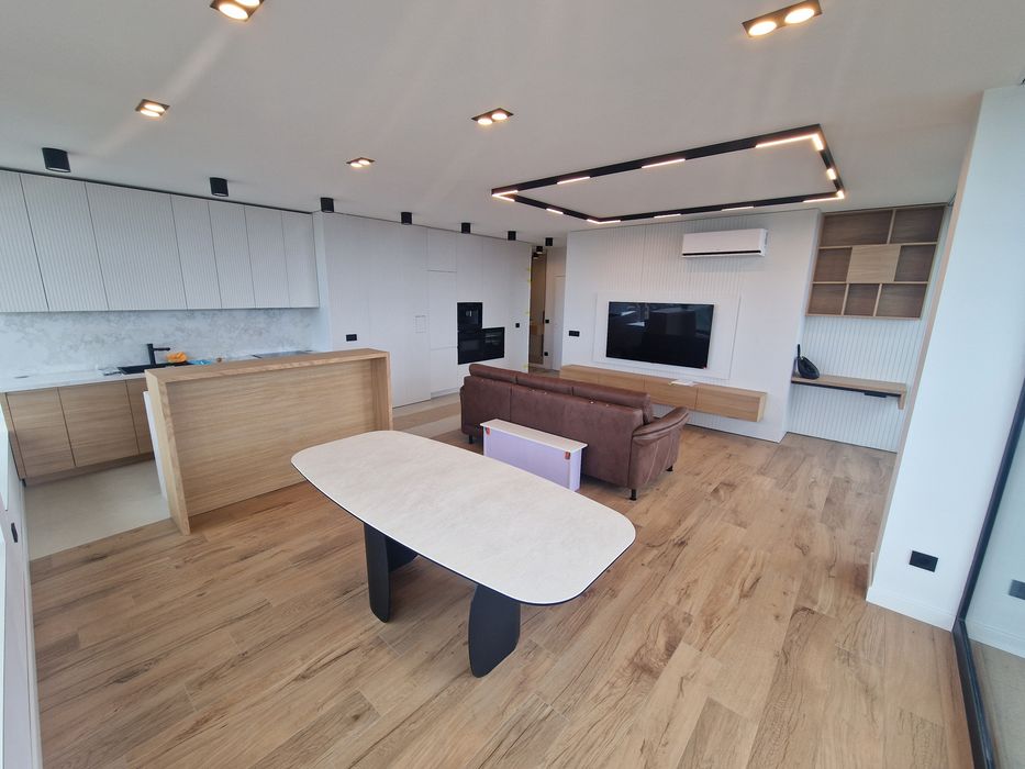 Дава се под наем Двустаен апартамент в София, Гоце Делчев - 79 кв.м за 1275 € - Снимка #3