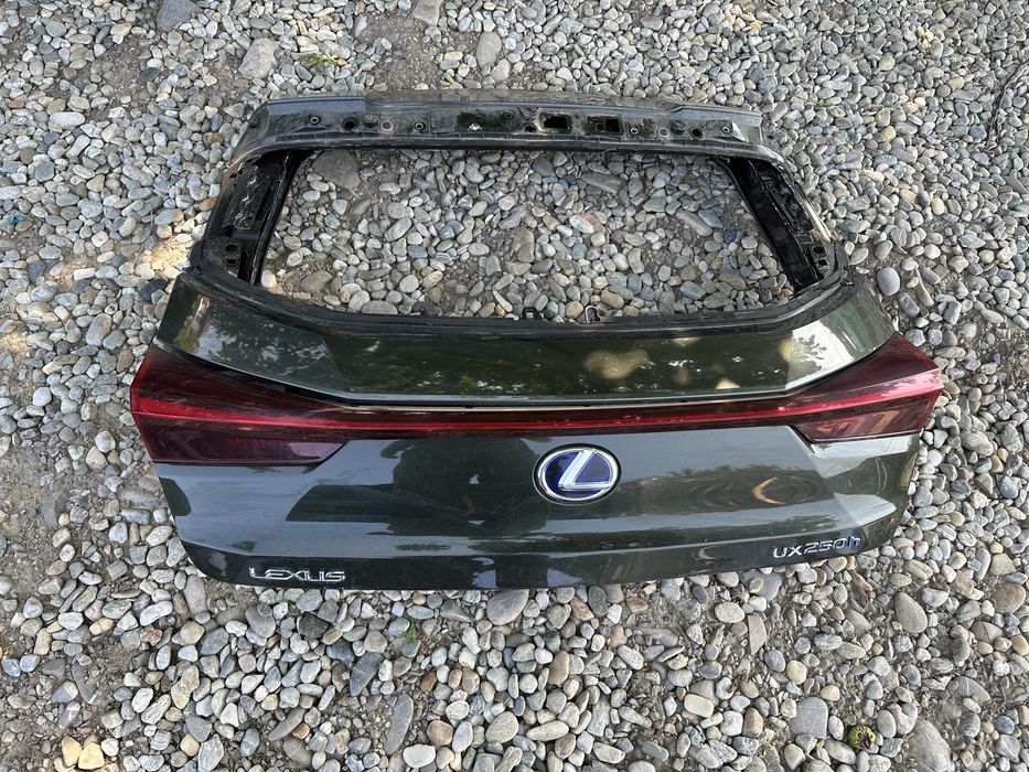 Hayon.stop lexus ux