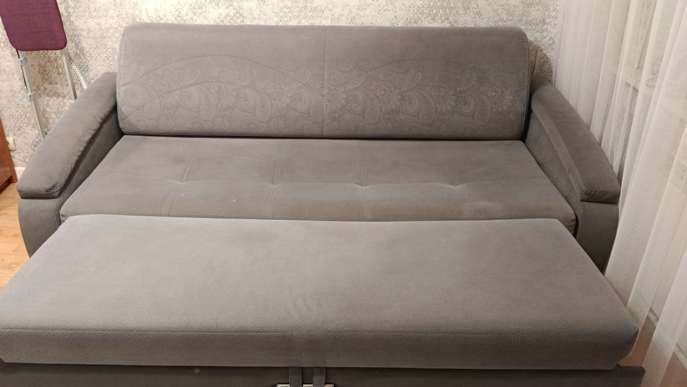 Продам диван в хорошем состоянии