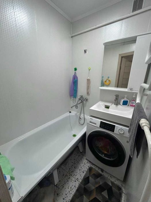 Продам 2 комнатную квартиру