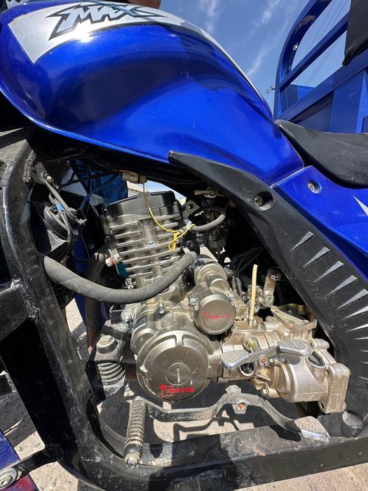 Муравей New Star 

Пробег 1500 км 
Куб 150 
Год 2023
Кузов самосвал
2