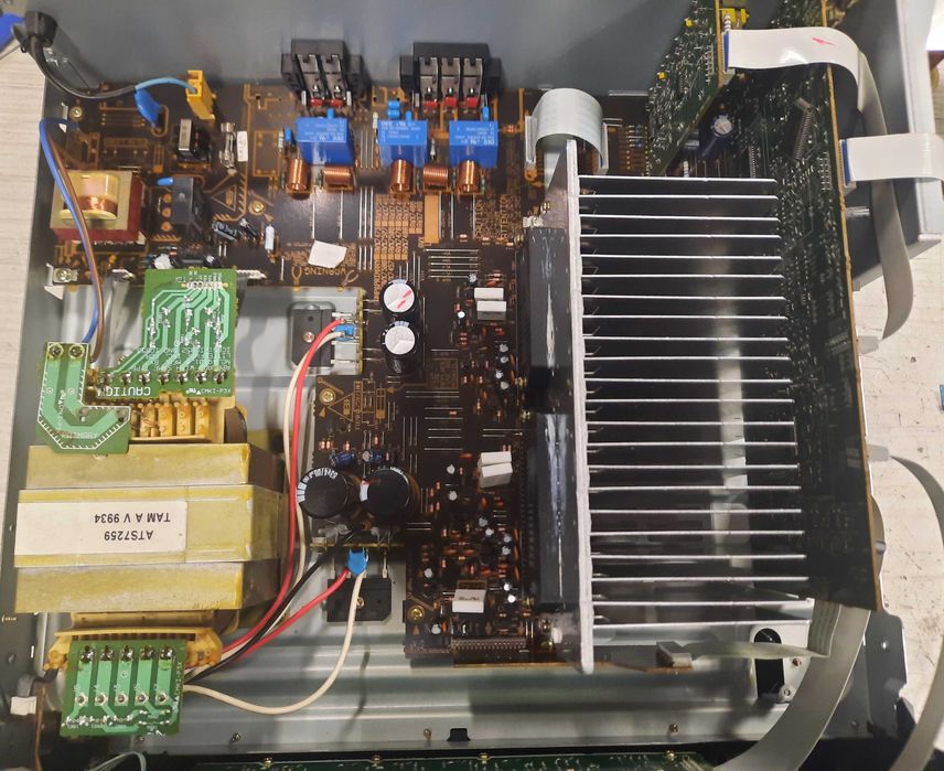 Продавам 5.1 ресийвър за домашно кино Pioneer vsx-409rds