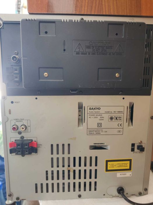 Sistem audio SANYO și 2 boxe de exterior cu amplificare proprie la 24V