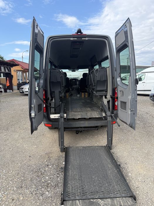 Volkswagen Crafter 2016 2.0TDi Euro 6 8+1 Locuri + Lift Hidraulic *Posibilitate Rate - Avans 0*