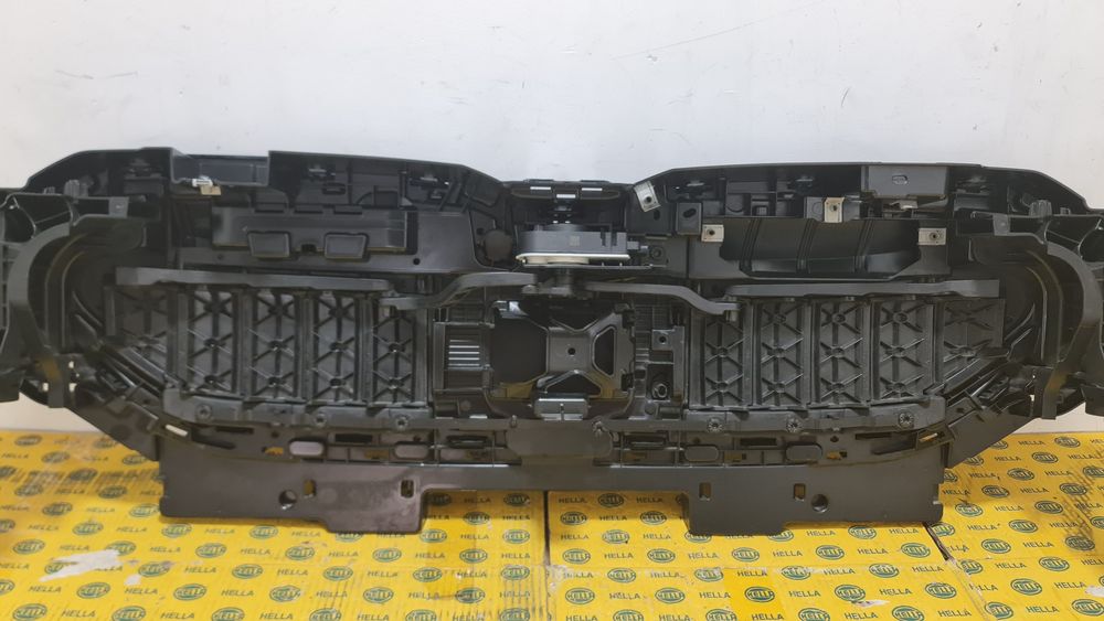 Grila activa hota clapete lumina glow absorbant bara M BMW 5 G60 G61