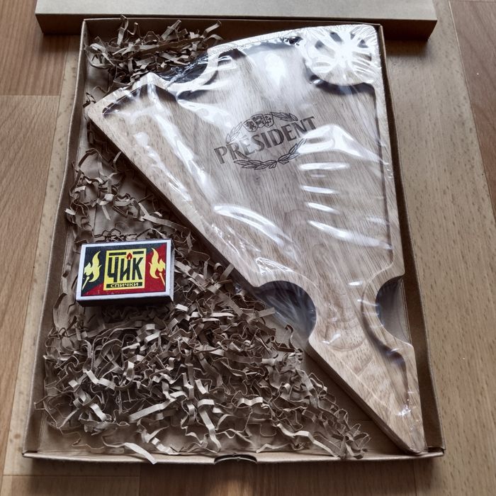 Деревянная сервировочная доска PRESIDENT