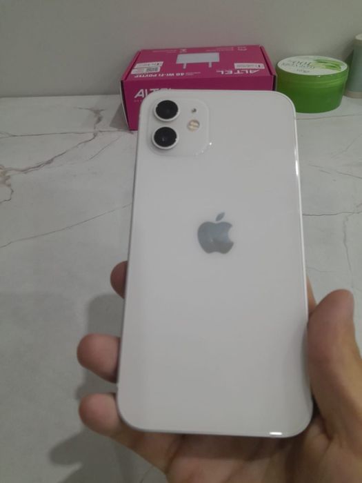 iPhone 12, 128 GB, White