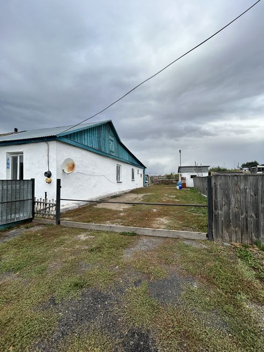 Продаю двухквартирный дом