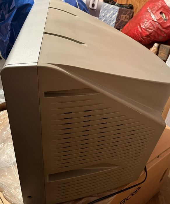 Работещ телевизор NEO