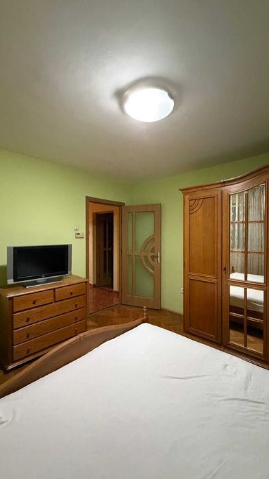 Set Complet Mobilier Dormitor (Pat, Dulap, Comodă + Saltea)