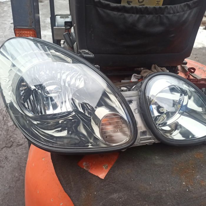 Фары передняя оптика Lexus Gs 300