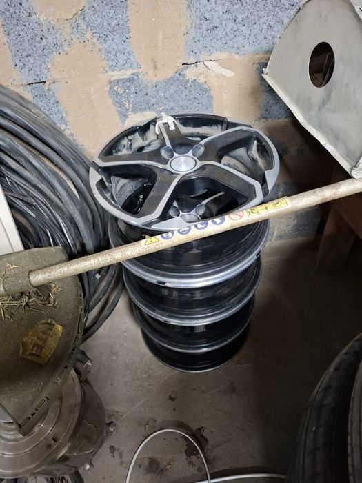 Диски на шевроле R 3. R 4.