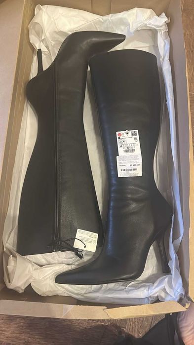 Кожаные сапоги ZARA