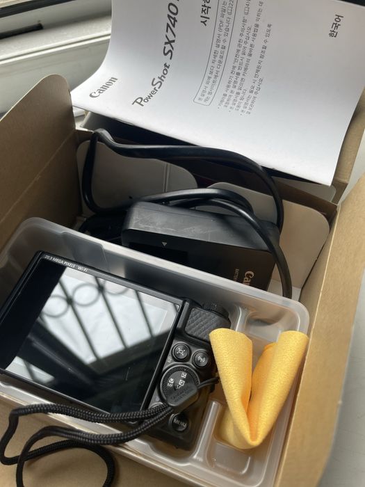 Canon PowerShot SX740 HS