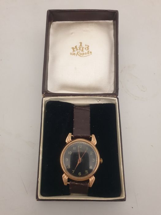 Золотые часа "Москва"  Новые