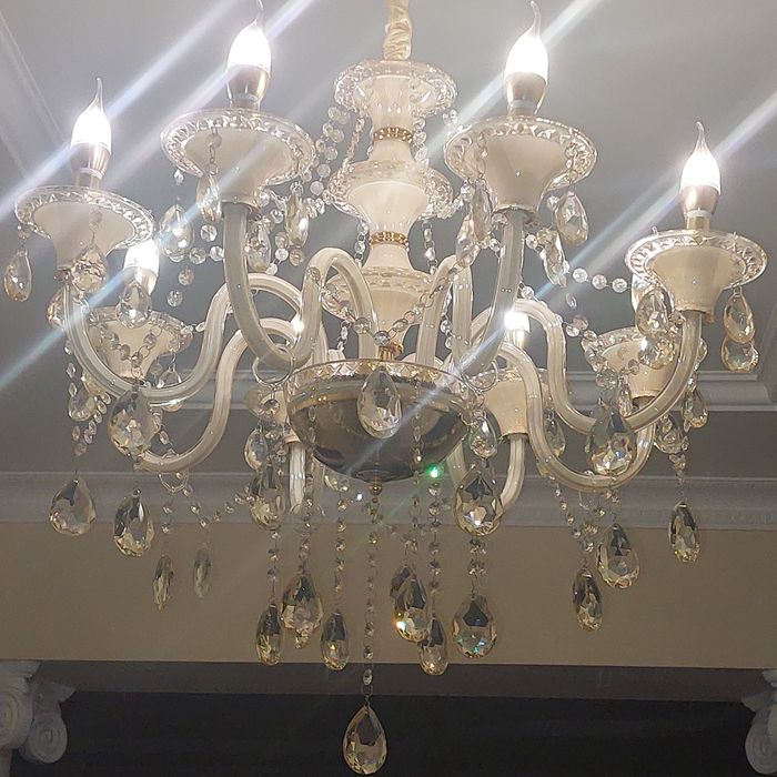 Люстры  рожковая 8