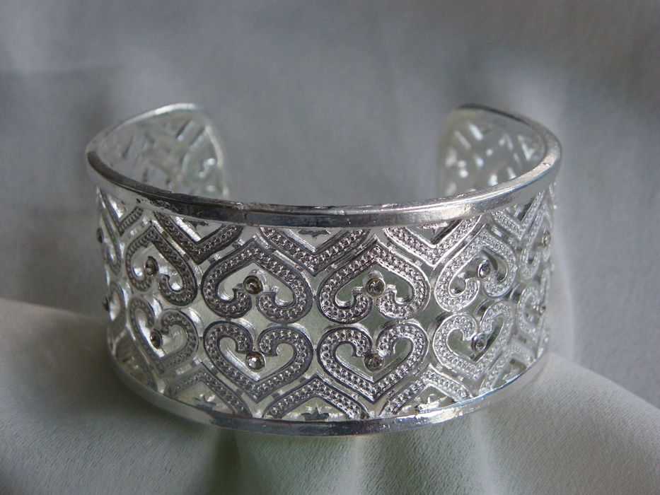 Ажурна руска сребърна гривна