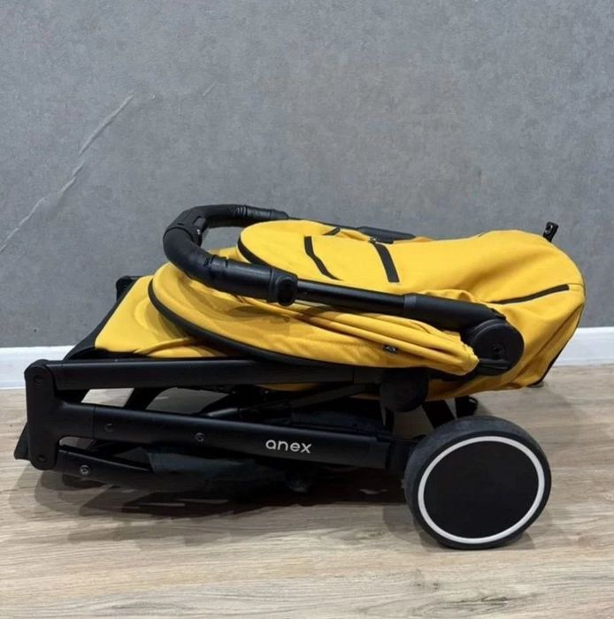 Продаётся коляска  Anex air -x