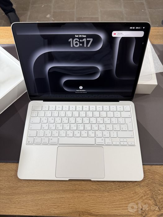 Macbook Neo Silver 8/512 Touch ID