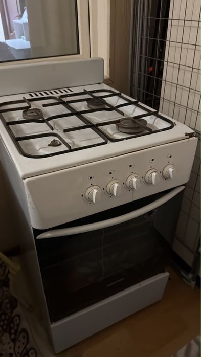 Продам плиту, газовку