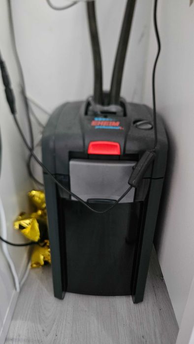 Vand acvariu 112 L complet echipat.