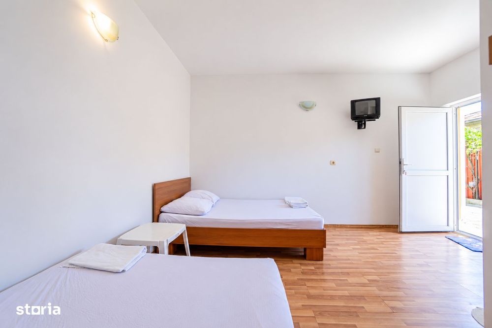 Vilă cu două corpuri – locuință și potențial de cazare