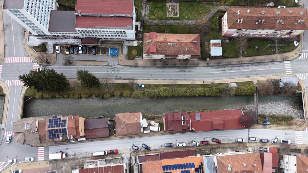 Парцел в центъра на град Мадан