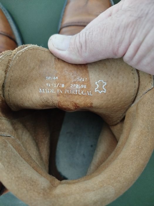 Продам кожаную обувь.