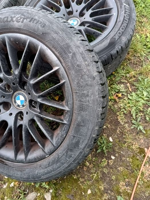 Set anvelope cu genți de aliaj