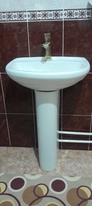 Раковина для ванной комнаты