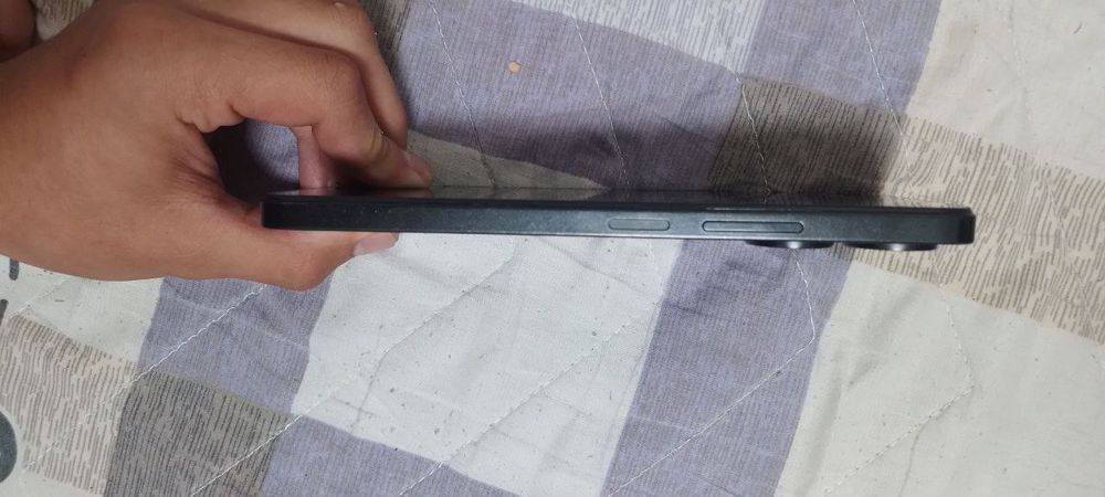 Redmi 13R 4+4/128 gb