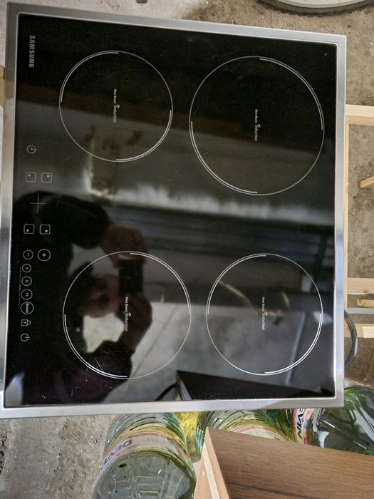 Идукционен плот Samsung 60см.
