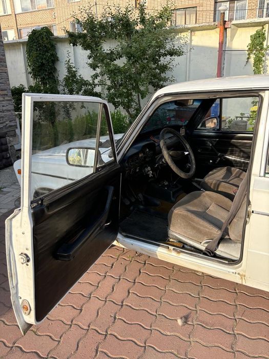 Продам  Ваз 2103