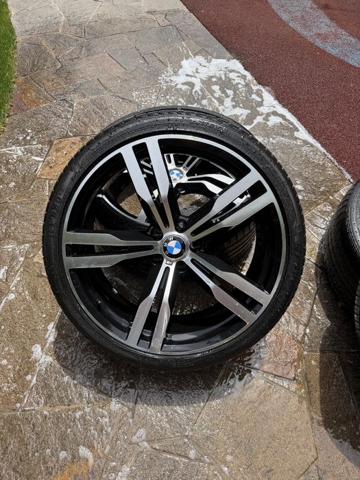 Диски с резиной BMW разноширокие