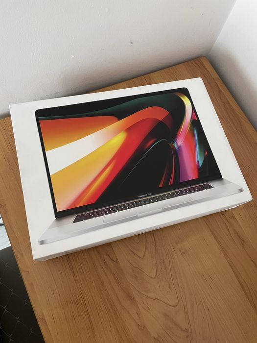 Продам Macbook Pro 16