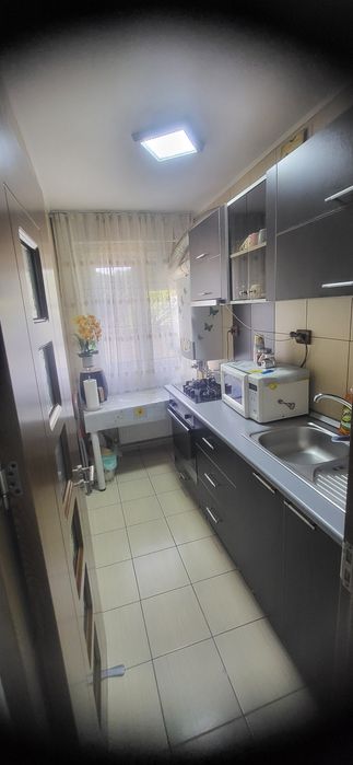 Proprietar,închiriez apartament 2 camere semidecomandat,parter,centrala,mobilat si utilat modern,cu loc de parcare-Gavana,Pitești