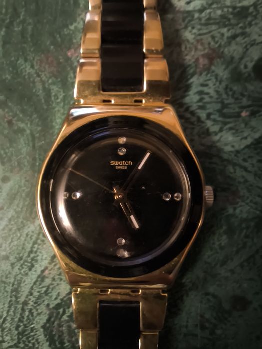 Часы наручные в хорошем состоянии