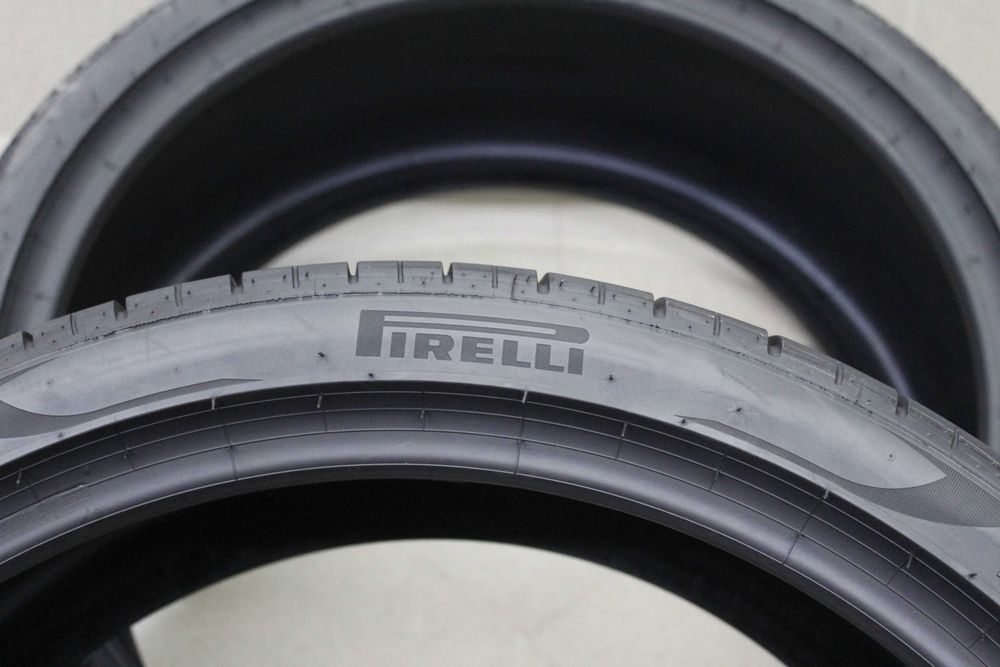315/30-23 Pirelli P Zero