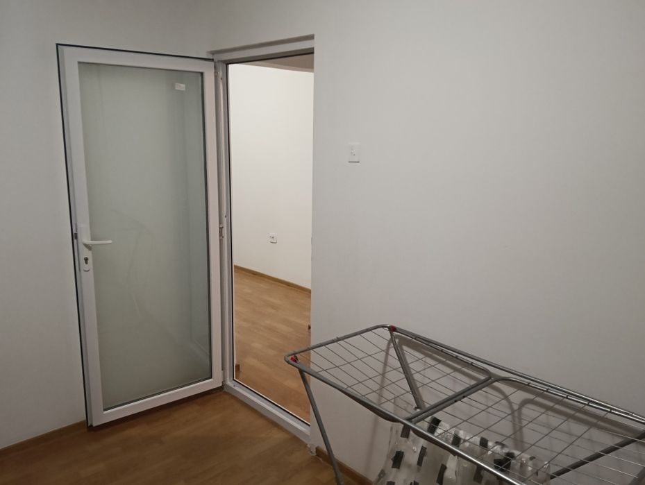 Închiriez apartament, zona Posada