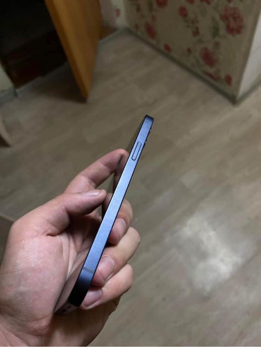 Продам айфон 12 в нормальном состоянии