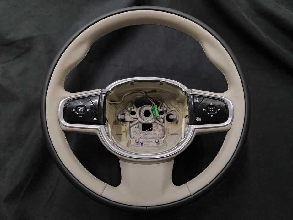 Retapitare volane si scaune auto Iasi