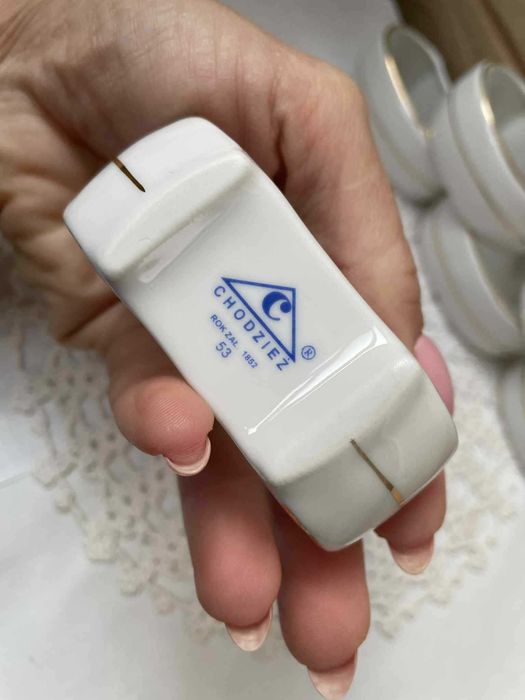 Големи порцеланови пръстени за текстилни салфетки от Полша