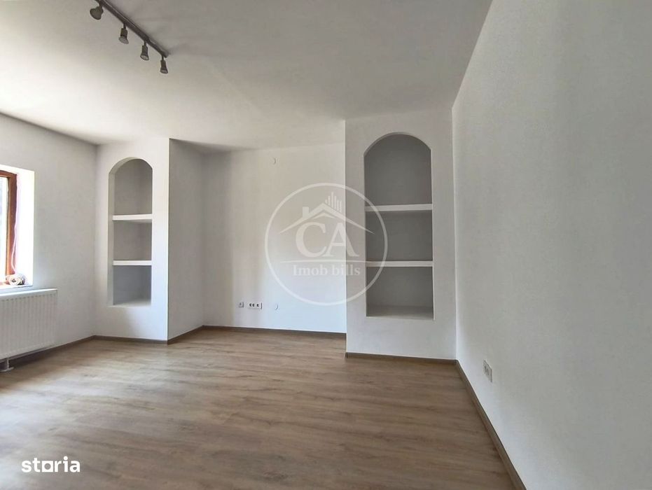 Apartament cu 2 camere la curte comuna de vanzare Ultracentral, Oradea