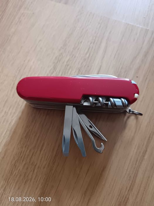 Briceag Victorinox SwissChamp Original (33 funcții) - Stare impecabilă / Ca Nou