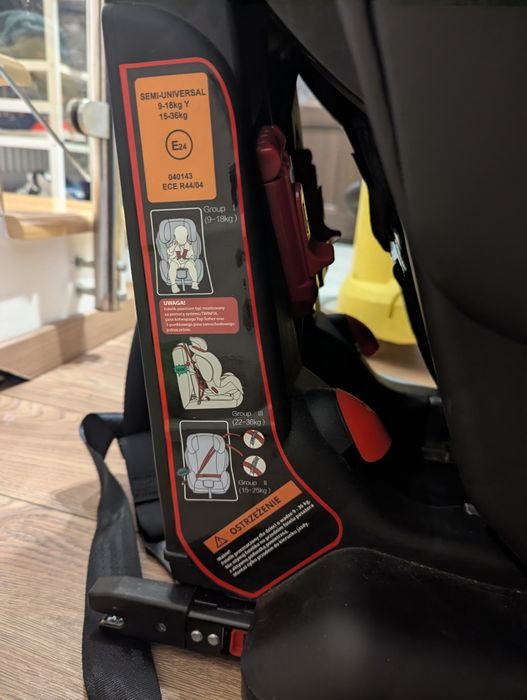 Scaun isofox top kids 9-36 kg, 9 luni-12 ani