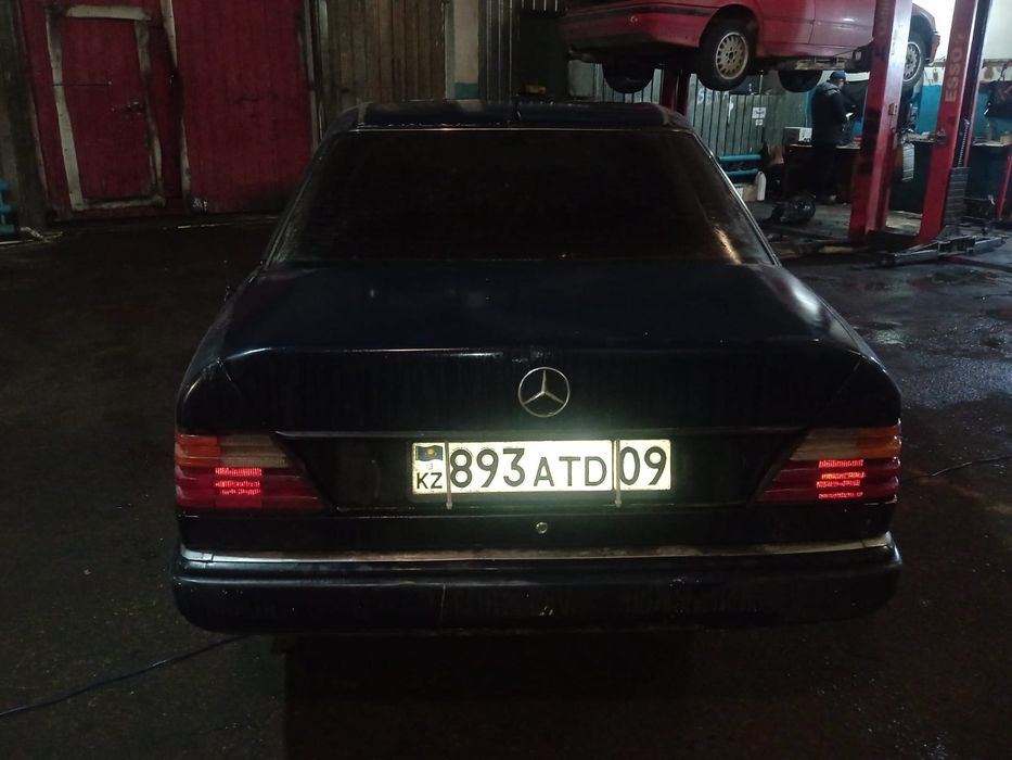 Ассаламалеикум Продам Мерседес 124