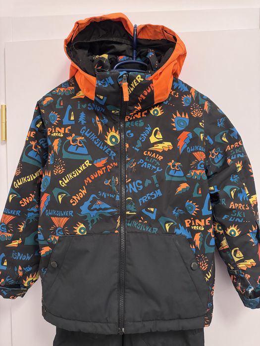 Детско ски яке и панталон Quiksilver