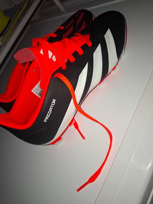 Ghete fotbal cu crampoane noi,nefolosite