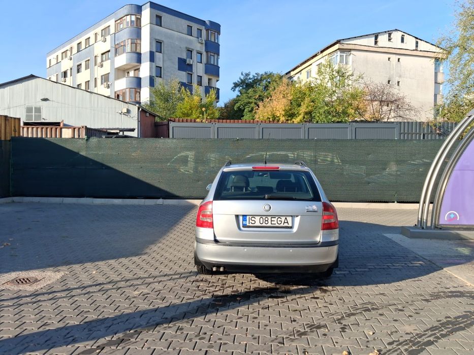 Vând Skoda Octavia 1,9 tdi
