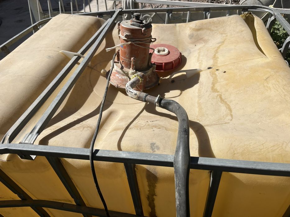 Продам емкость для воды